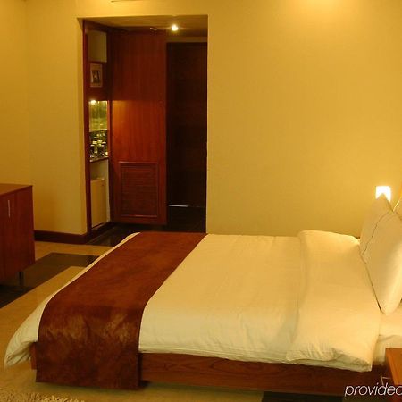 Hotel One Sialkot Rum bild